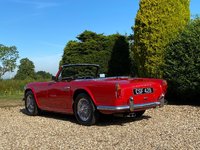 TRIUMPH TR4