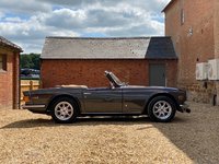 TRIUMPH TR6