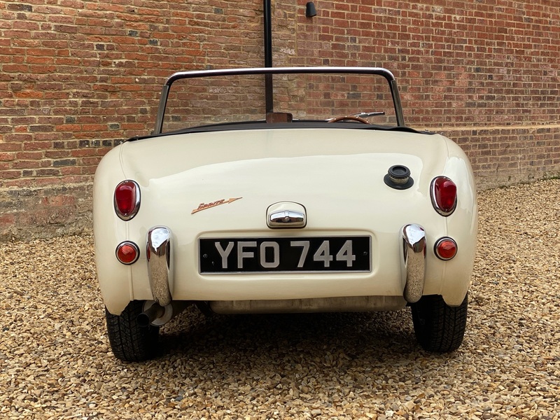 AUSTIN HEALEY FROGEYE SPRITE