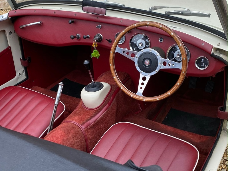 AUSTIN HEALEY FROGEYE SPRITE