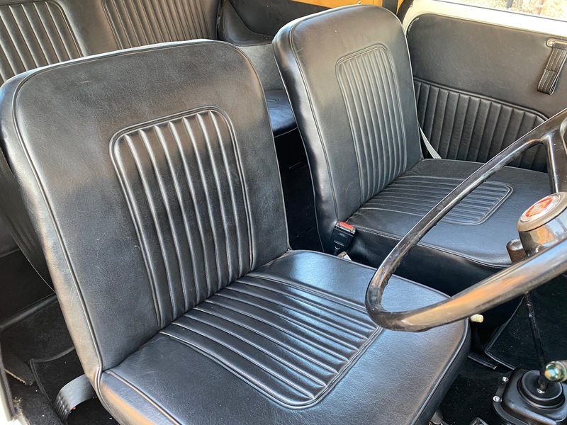 MORRIS MINOR