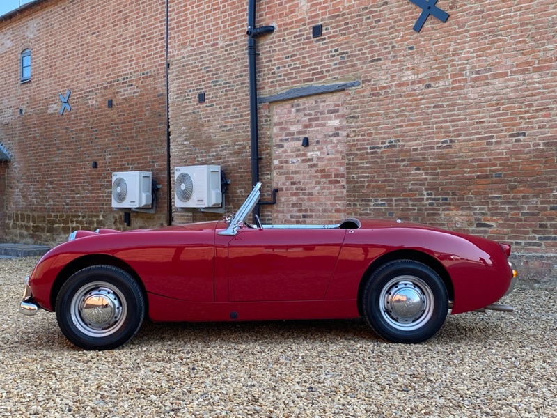 AUSTIN HEALEY FROGEYE SPRITE