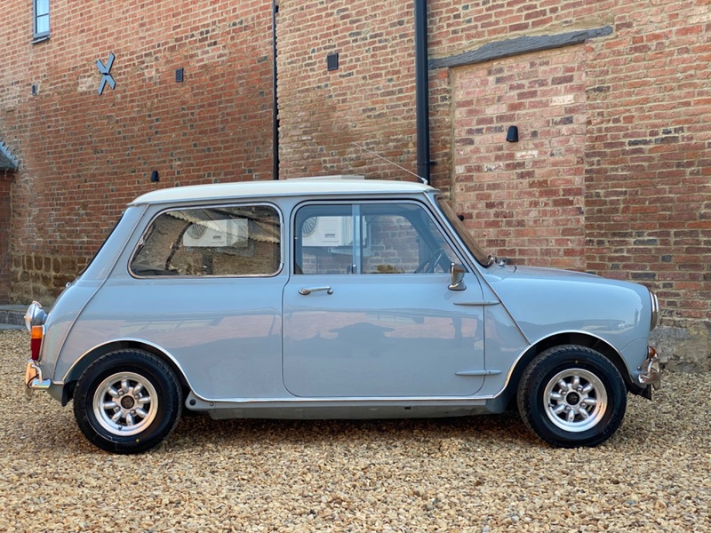 AUSTIN MINI