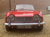 TRIUMPH TR4