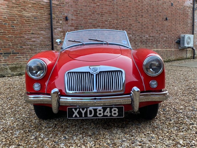 MG MGA