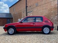 PEUGEOT 205