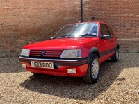 PEUGEOT 205