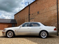 LEXUS LS 400