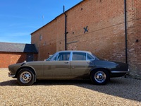 DAIMLER SOVEREIGN