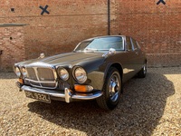 DAIMLER SOVEREIGN