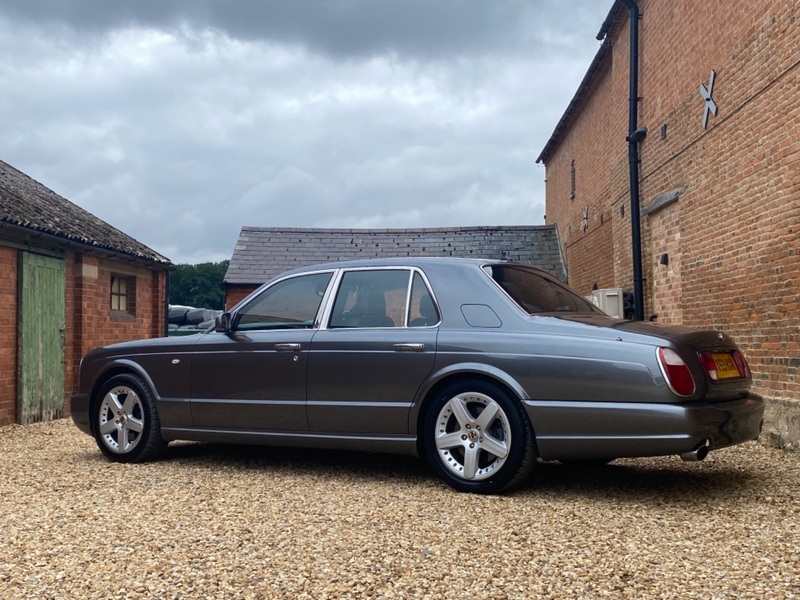 BENTLEY ARNAGE