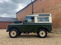 LAND ROVER SERIES III