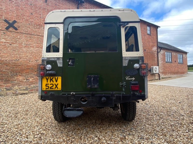 LAND ROVER SERIES III