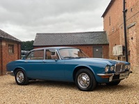 DAIMLER SOVEREIGN