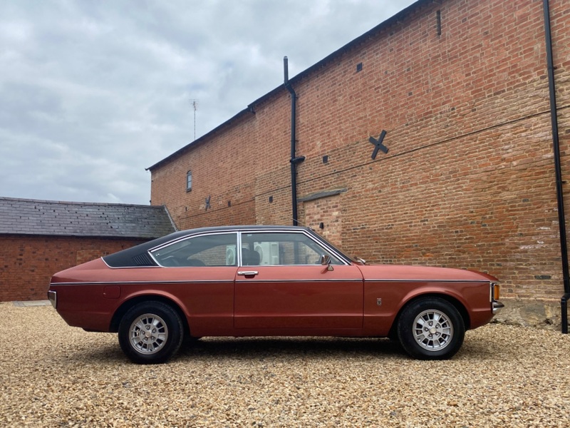 FORD CONSUL