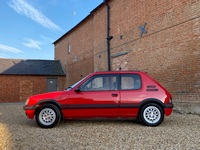 PEUGEOT 205