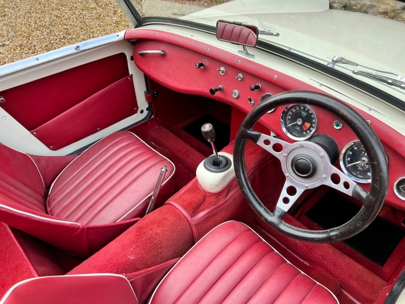 AUSTIN HEALEY SPRITE