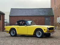 TRIUMPH TR6