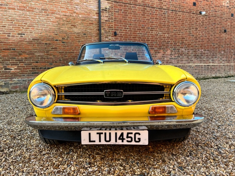 TRIUMPH TR6