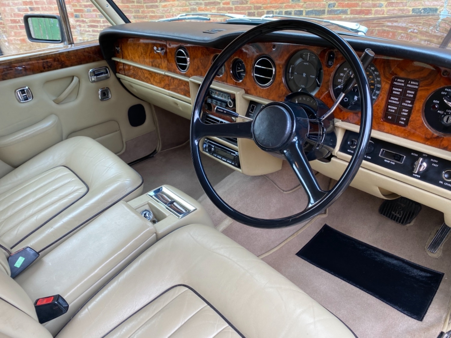 Khám phá 74 rolls royce silver shadow cena không thể bỏ qua  trieuson5
