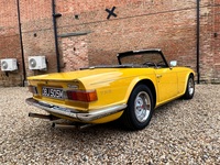 TRIUMPH TR6