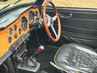 TRIUMPH TR6