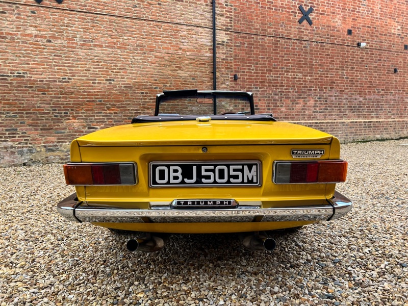 TRIUMPH TR6