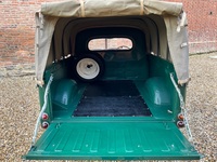 MORRIS MINOR