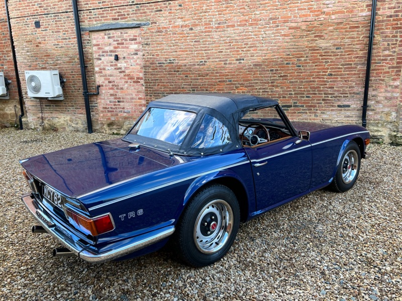 TRIUMPH TR6