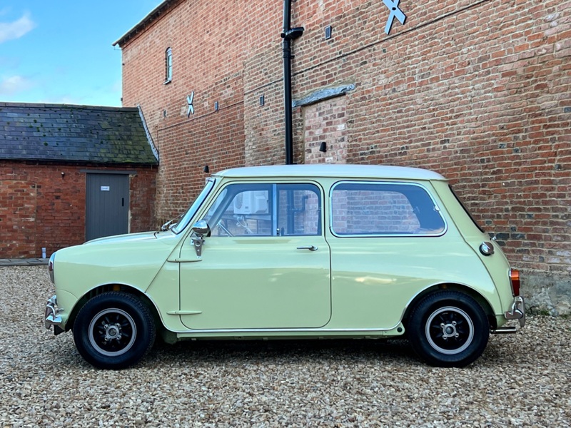 MORRIS MINI