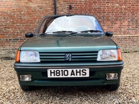 PEUGEOT 205