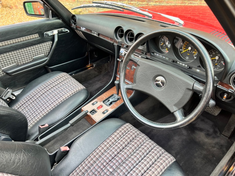 MERCEDES-BENZ 300