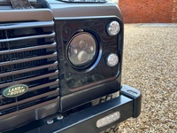 LAND ROVER DEFENDER 90