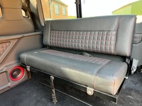 LAND ROVER DEFENDER 90