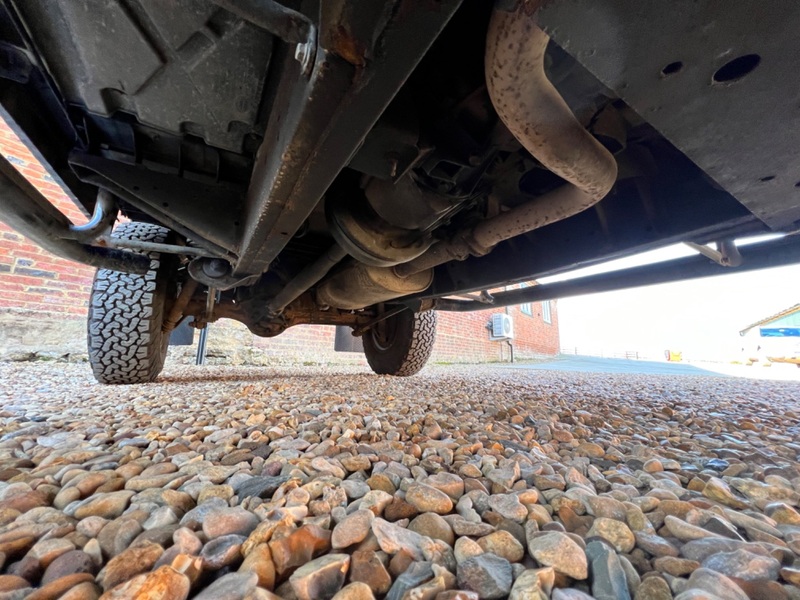 LAND ROVER DEFENDER