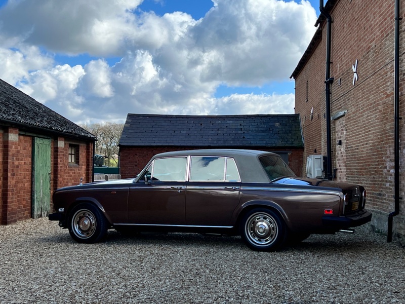 ROLLS-ROYCE SILVER SHADOW