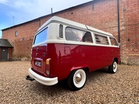 VOLKSWAGEN T2