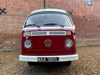 VOLKSWAGEN T2