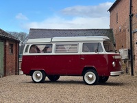 VOLKSWAGEN T2