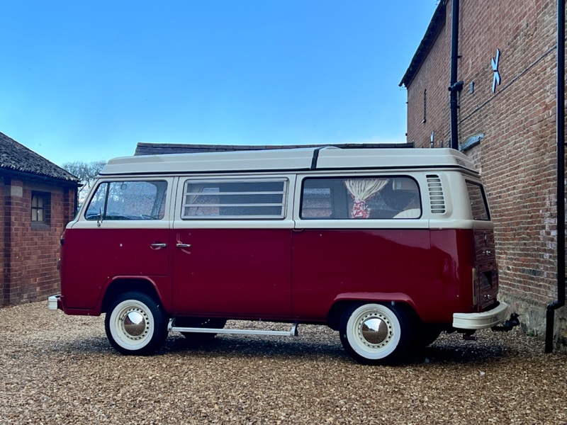 VOLKSWAGEN T2