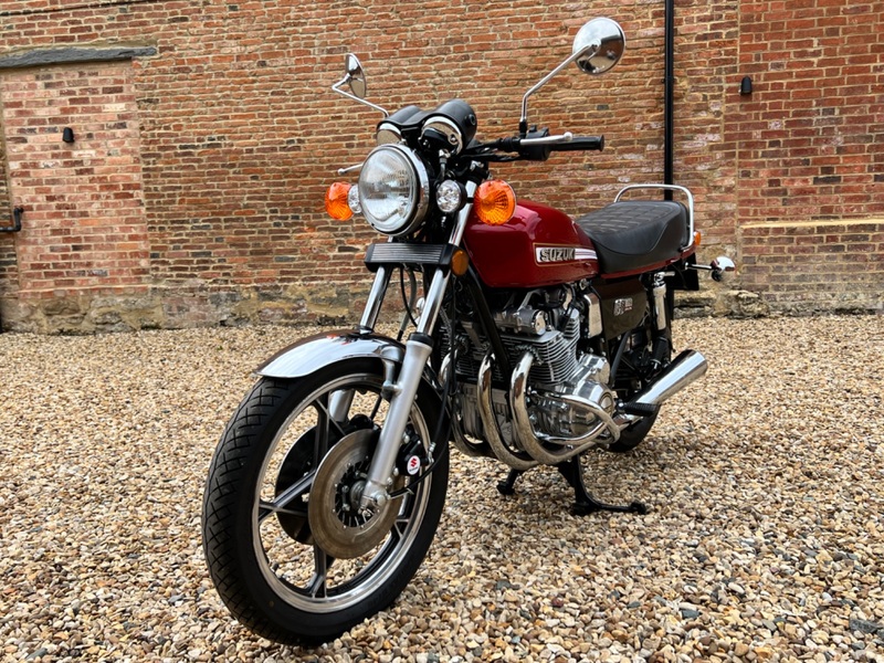 SUZUKI GS1000