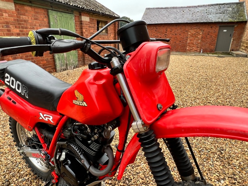 HONDA XR200