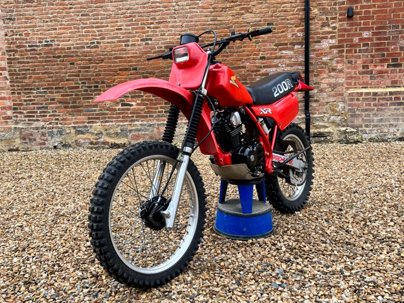 HONDA XR200