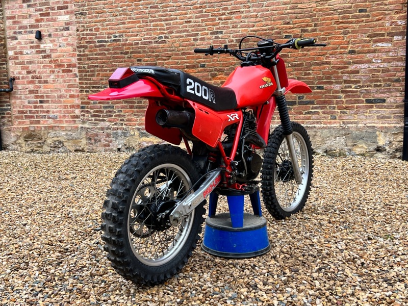 HONDA XR200