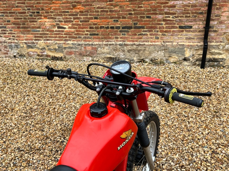 HONDA XR200