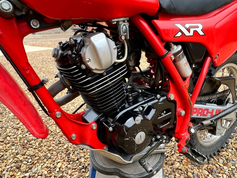 HONDA XR200