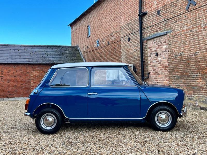 MORRIS MINI