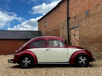 VOLKSWAGEN BEETLE