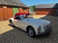 MG MGA