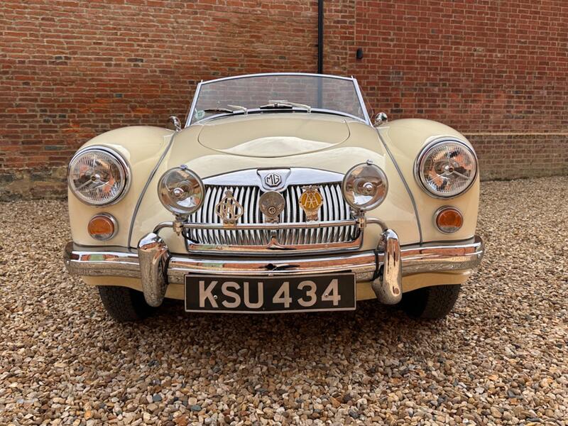 MG MGA